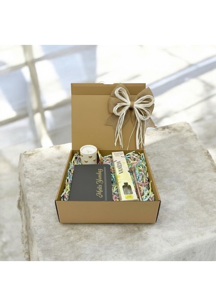 Isme Özel Sert Kapak Defter Vanilya Kokulu Mum ve Oda Kokusu Hediye Seti