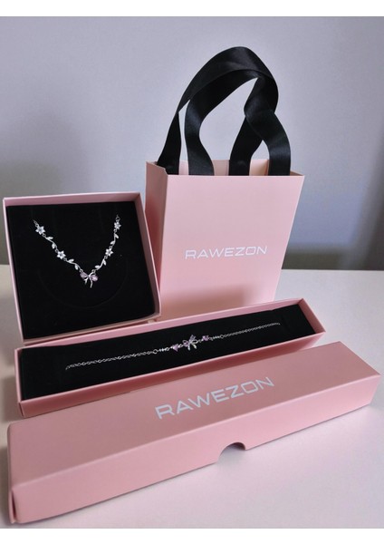 Nerovia Kutulu Çantalı Kalpli Kelebek Kolye Bileklik Seti Çelik Takı Hediye Sevgiliye Eşe Arkadaşa modelleri