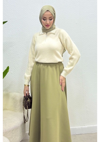 Yakası Fermuarlı Taş Detaylı Yumoş Kazak- Krem Standart (36-38-40 Uyumlu) fırsatları