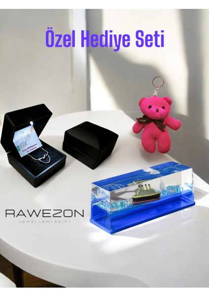 Özel Set Işıklı Kutu Kolye & Batmayan Gemi & Peluş Anahtarlık - Sevgiliye ve Sevdiklerinize Özel