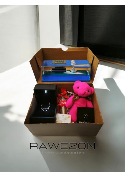 Özel Set Işıklı Kutu Kolye & Batmayan Gemi & Peluş Anahtarlık - Sevgiliye ve Sevdiklerinize Özel fiyatları