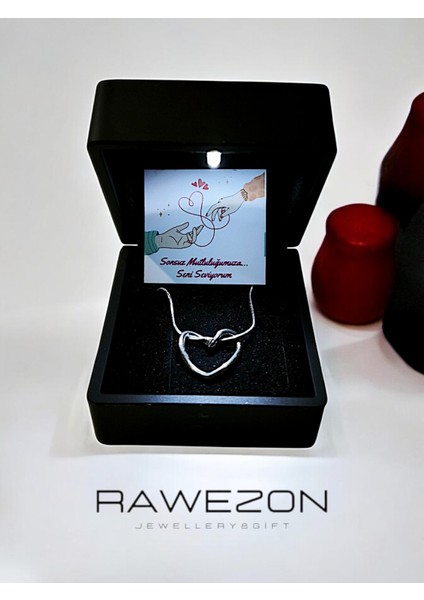 Özel Set Işıklı Kutu Kolye & Batmayan Gemi & Peluş Anahtarlık - Sevgiliye ve Sevdiklerinize Özel modelleri