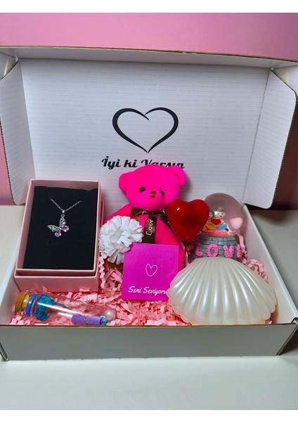 Pempe Konsept-Çelik Kelebek Kolye-Işıklı Mini Küre-Istiridye Mum-Dilek Şişesi-Pembe Ayıck Anahtarlık modelleri