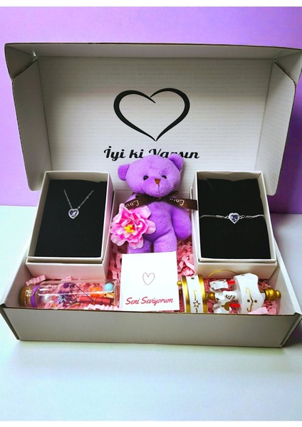 Mor Elit Hediye Set -Çelik Mor Kalp Kolye-Bileklik-Ayıcık Anahtarlık-Mini Atlı Karınca-Dilek Şişesi