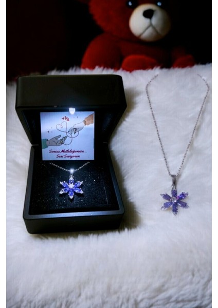 Işıklı Kutuda Mor Lotus Çelik Kolye – Doğum Günü, Kadın, Sevgili, Arkadaşa,annelere Hediye indirimleri