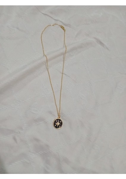 Yuvarlak Kuzey Yıldızı Kolye indirimleri