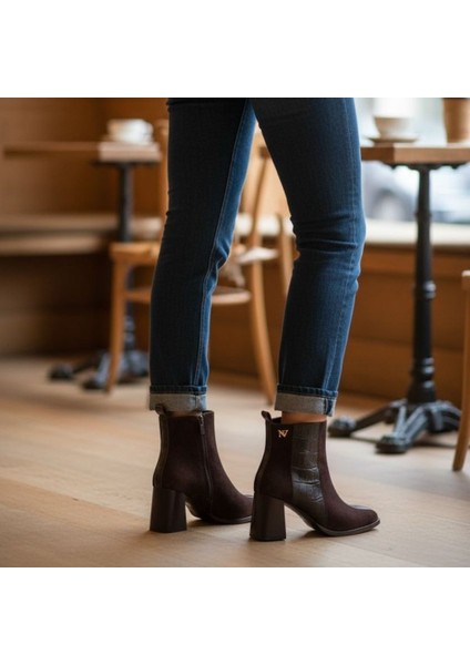 Kahve Süet Hakiki Deri Kroko Garnili Kadın Kalın Topuklu Şık ve Rahat Bot