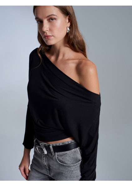 32312 Yün Karışımlı Tek Omuz Top-Siyah modelleri