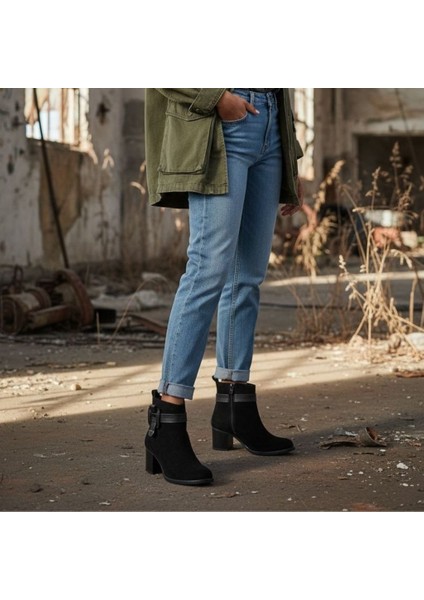 Siyah Süet Hakiki Deri Tokalı Kalın Topuklu Kadın Günlük Bot