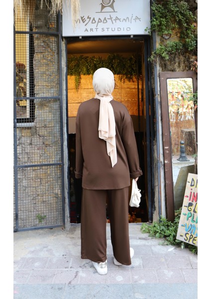 Düğmeli Modal Takım