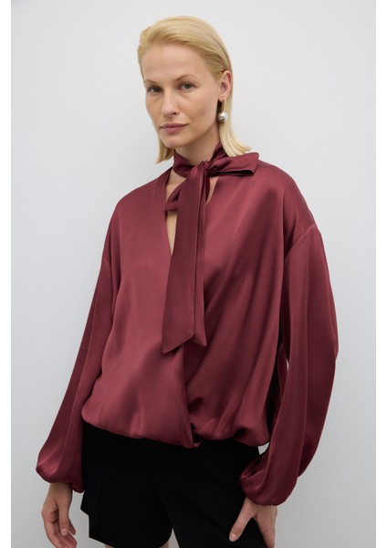 Fular Bağlamalı Kruvaze Saten Bluz Bordo K2652005_008