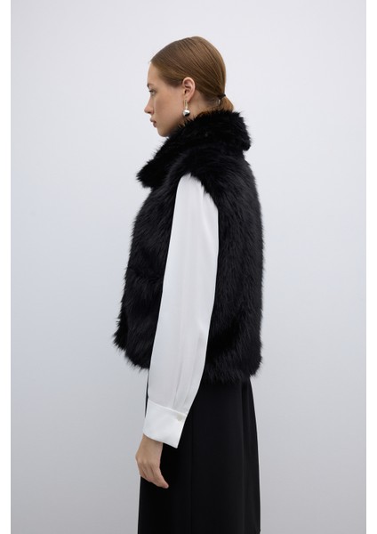 Çift Cepli Peluş Yelek Siyah K2617006_001 modelleri