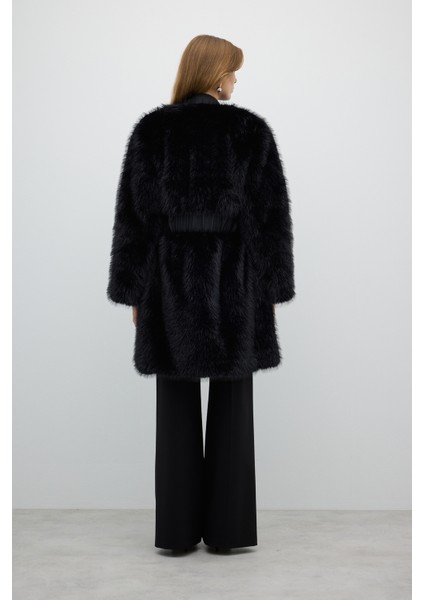 Bele Oturan Lastik ve Çıtçıt Detaylı Kürk Kaban Siyah K2619004_001 fiyatları