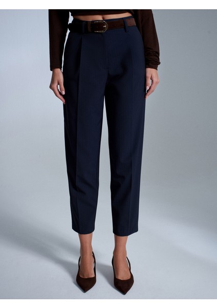 72193 Süet Kemerli Pensli Kumaş Pantolon-Lacivert indirimleri
