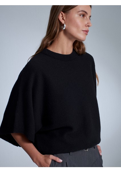 10843 Yün Karışımlı Yarasa Kollu Triko Kazak-Siyah