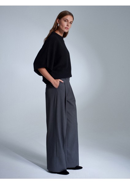 10843 Yün Karışımlı Yarasa Kollu Triko Kazak-Siyah indirimleri