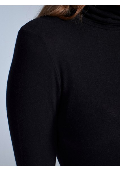 32253 Yün Karışımlı Balıkçı Yaka Top-Siyah fırsatları