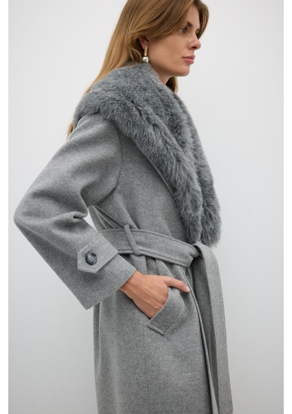 Çıkarılabilir Kürk Yakalı Kruvaze Yün Kaban Gri K2619001_004 fırsatları