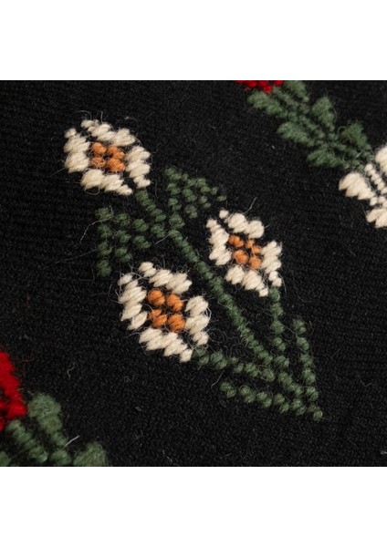 Üç Güller Motifli Siyah El Dokuma Kilim 130X68 cm Geleneksel El Işçiliği modelleri