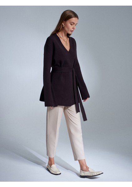 61002 Kruvaze Kemerli Yün Karışımlı Triko Hırka-Koyu Kahve indirimleri