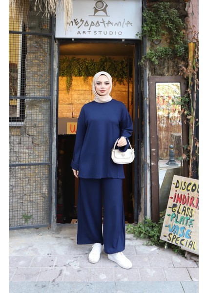 Düğmeli Modal Takım