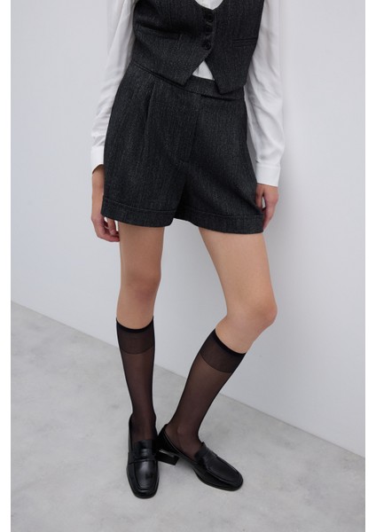 Yün Karışımlı Çift Pileli Şort Siyah K2612603_001 indirimleri