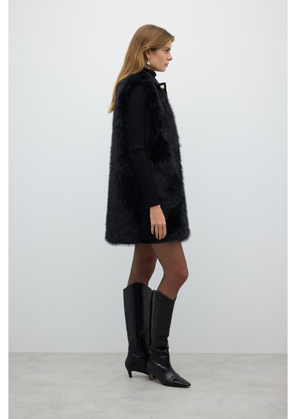 Kilit Tokalı Kürk Yelek Siyah K2617009_001 modelleri