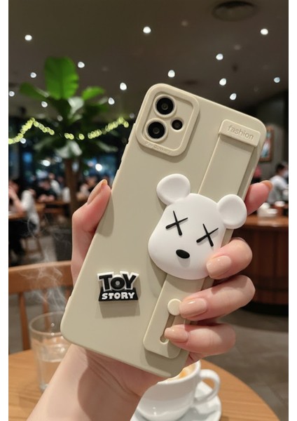 Samsung Galaxy A05 Uyumlu Kılıf Bej Renk 3D Figürlü Darbe Emici Yumuşak Silikon Kapak modelleri