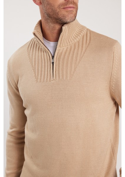 Erkek Slim Fit Dar Kesim Armürlü Fermuarlı Taş Dik Yaka Kazak modelleri