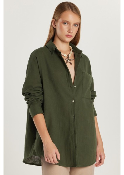 Kadın Oversize Geniş Kesim %100 Pamuk Müslin Kumaş Uzun Kollu Cepli Dokulu Haki Gömlek
