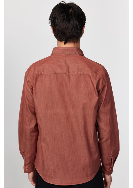 Relax Fit Uzun Kollu Denim Kot Parça Boyalı Çift Cep Kapaklı Çıtçıtlı Kahverengi Erkek Gömlek fırsatları