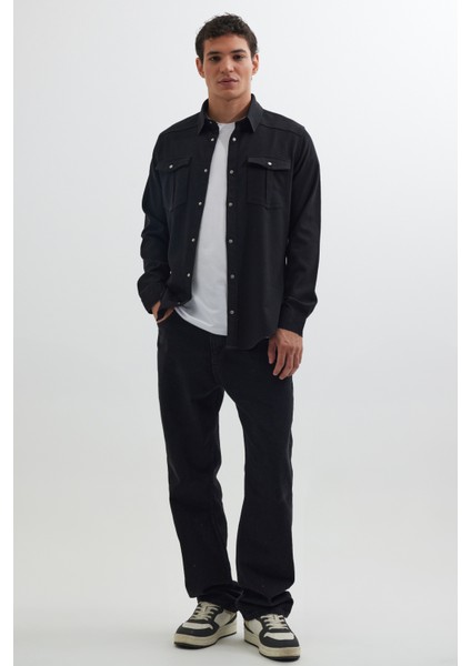 Slim Fit Uzun Kollu Dar Kesim Denim Kot Çift Cepli Spor Yaka Erkek Siyah Gömlek fırsatları