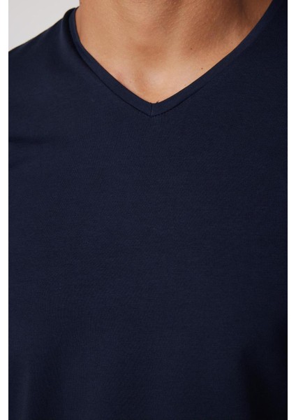 Erkek Slim Fit Dar Kesim Pamuklu Yumuşak Dokulu Likralı Esnek Kumaş Düz Basic Lacivert V Yaka Tişört fırsatları