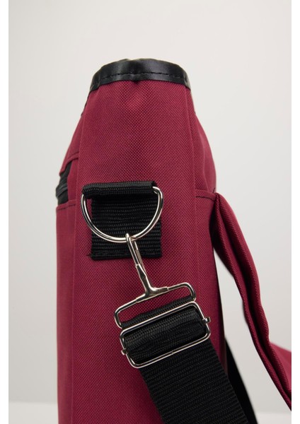Unisex Ayarlanabilir Çapraz Askılı Bordo Postacı Omuz Çantası modelleri