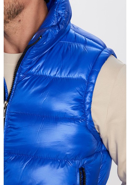 Erkek Standart Fit Dik Yaka Cepli Fermuarlı Saks Mavi Şişme Yelek modelleri