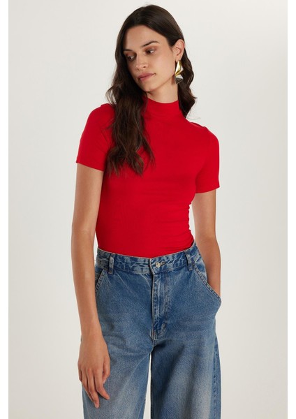 Kadın Standart Fit Kısa Kollu Yarım Balıkçı Yaka Kırmızı Bluz fırsatları