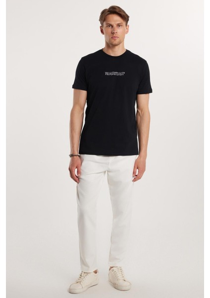 Erkek Regular Fit Beli Lastikli Bağcıklı Jogger Beyaz Pantolon Rahat Kesim Yan Cepli modelleri