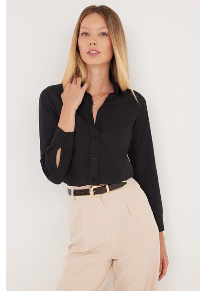 Kadın Slim Fit Dar Kesim Uzun Kollu Pamuklu Vücuda Oturan Dokulu Siyah Basic Gömlek fiyatları
