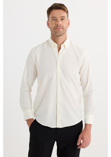 Regular Fit Düğmeli Yaka Pamuklu Kolay Ütü Oxford Düz Erkek Ekru Gömlek indirimleri