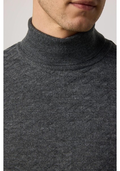 Erkek Tam Balıkçı Yaka Önü Desenli Gri Triko Kazak fırsatları