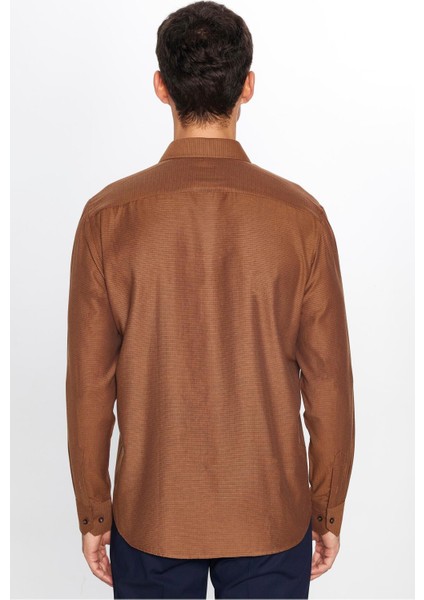 Erkek Regular Fit Klasik Kesim Pamuklu Armürlü Kahverengi Gömlek fırsatları