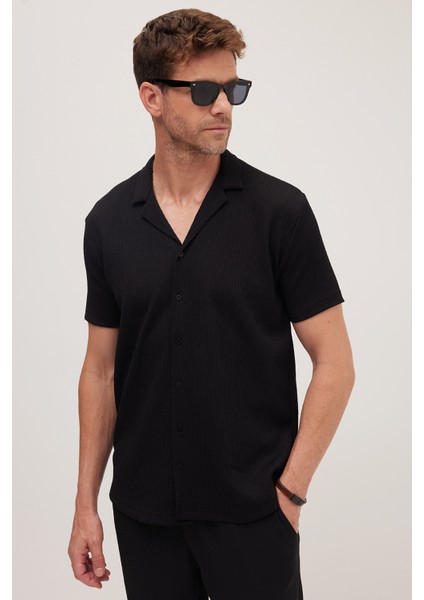 Erkek Standart Fit Kısa Kollu Beli Bağcıklı Apaş Yaka Siyah Gömlek Jogger Takım