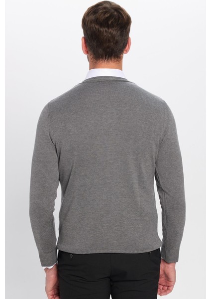 Erkek Standart Fit Normal Kesim V Yaka Pamuklu Gri Triko Kazak indirimleri