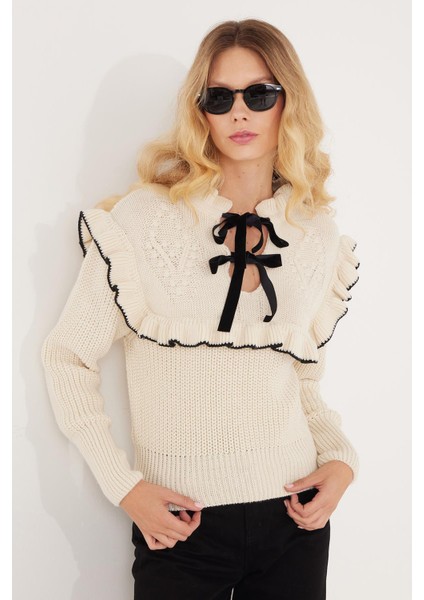 Kadın Slim Fit Dar Kesim V Yaka Bej Kazak fiyatları