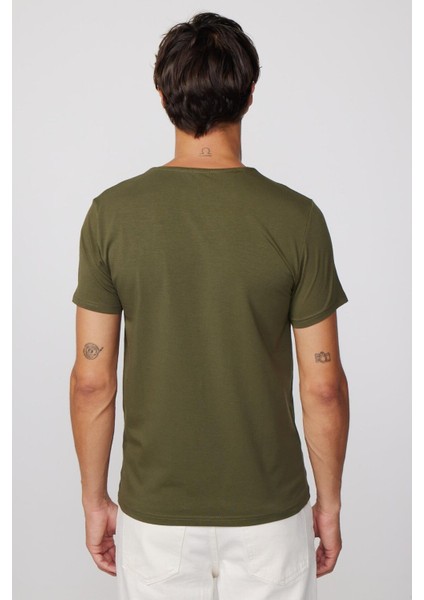 Erkek Slim Fit Dar Kesim Pamuklu Yumuşak Doku Likralı Esnek Kumaş Basic Haki Bisiklet Yaka Tişört indirimleri