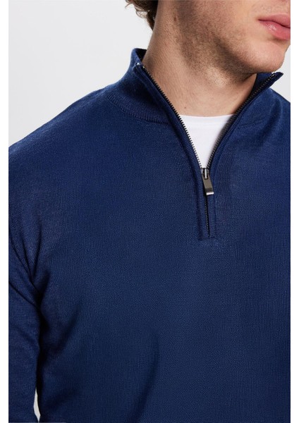 Erkek Klasik Fit Normal Kesim Yünlü Fermuarlı Saks Mavi Dik Yaka Triko Kazak modelleri