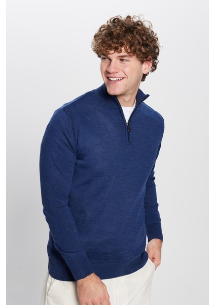 Erkek Klasik Fit Normal Kesim Yünlü Fermuarlı Saks Mavi Dik Yaka Triko Kazak fırsatları