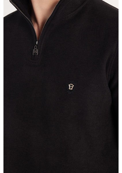 Erkek Slim Fit Dar Kesim Pamuklu Selanik Kumaş Yarım Fermuarlı Siyah Dik Yaka Sweatshirt modelleri