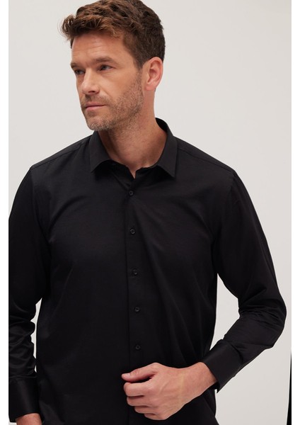 Erkek Regular Fit Klasik Kesim Pamuklu Düz Siyah Gömlek indirimleri
