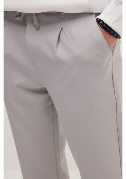 Erkek Slim Fit Dar Kesim Lastikli Bağcık Detaylı Gri Pantolon modelleri